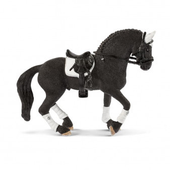 Schleich 42457 Turnajový hřebec Fríského koně