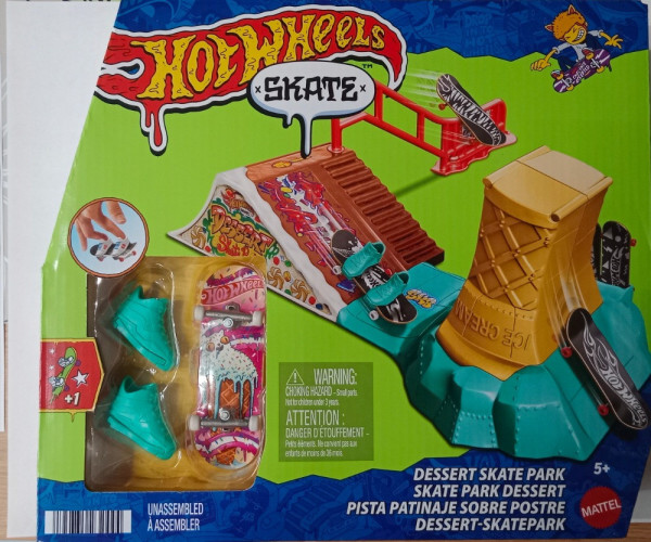 Mattel Hot Wheels Fingerboard Dezertový skatepark herní set HXK91